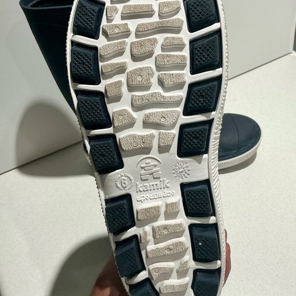 Kamik Kids Navy/Black Rain Boots - Picture 6 of 9